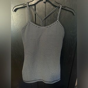Lululemon Racer Back Tank Size 4 Built In Bra With Pads